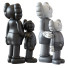 Statuette Kaws Artist Reveals - HenMat