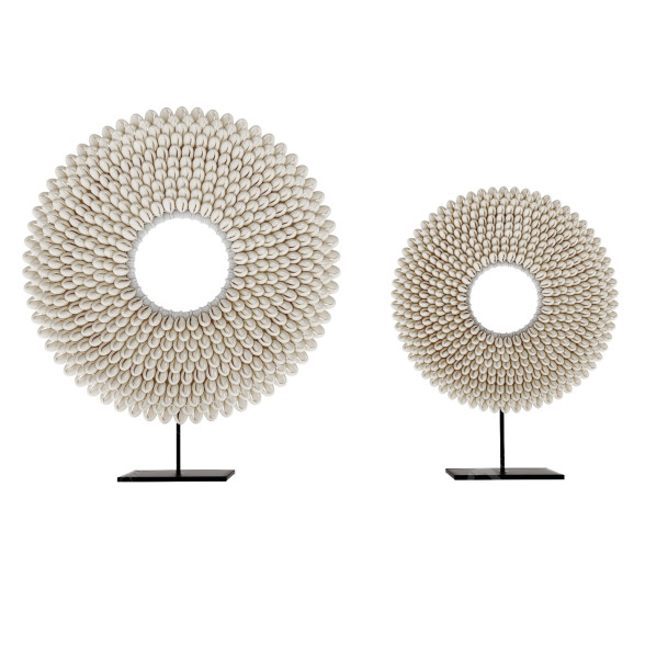 Statuettes Houzz Cowry Shell Ring on Stand 3D model