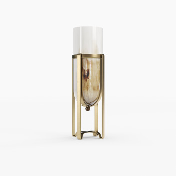 Ваза With Golden Stand