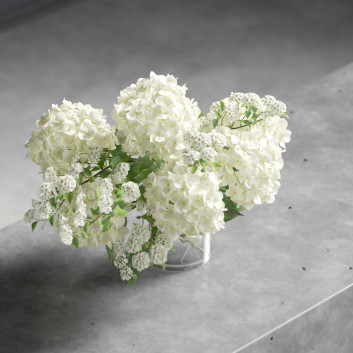 Bukiet Flowers in Glass Vase