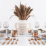 Servierter Tisch Setting in White Colors - shayan sharify