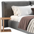 Bett und Nachttischchen Flexform Asolo - ACTIVIST